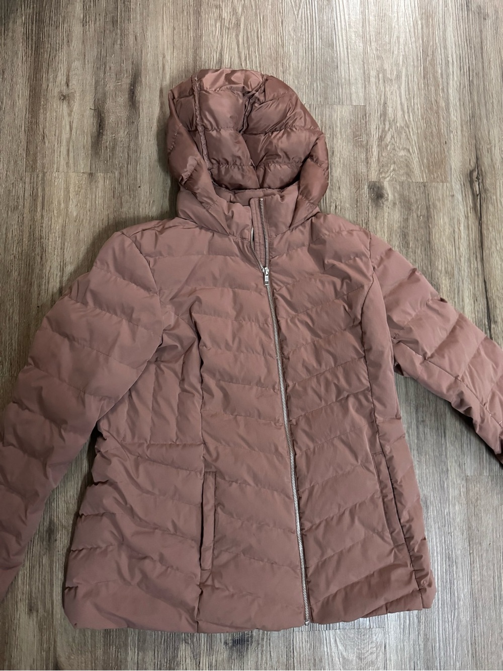 Macy's Women's Hooded Puffer Jacket in Mauve